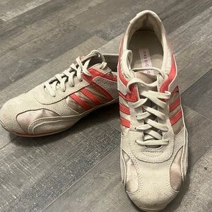 Predictions Beige and Red Women’s Sneakers